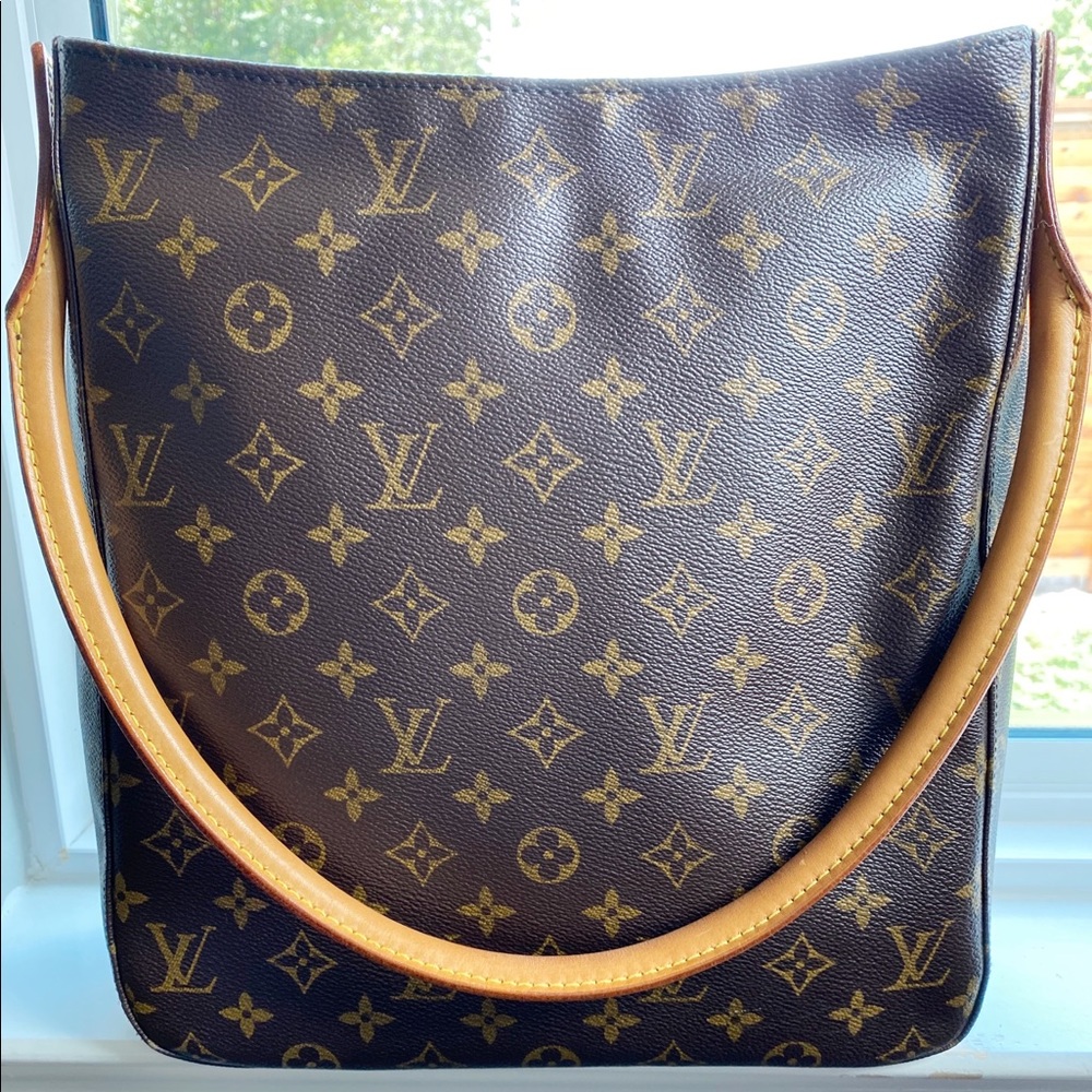 SOLD-Louis Vuitton Looping GM